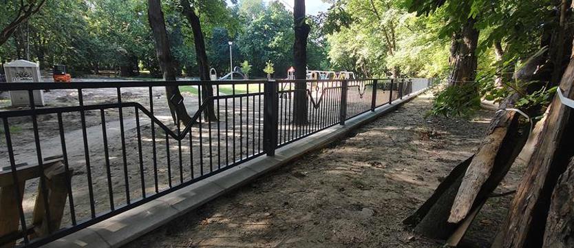 Zegar tyka – dzieci czekają. Wykopki pod „Giganta”