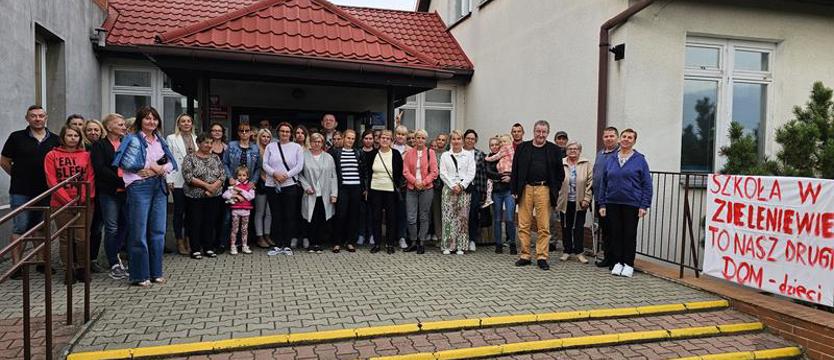 Zostawcie naszą szkołę! Dzieci przegrywają z ekonomią