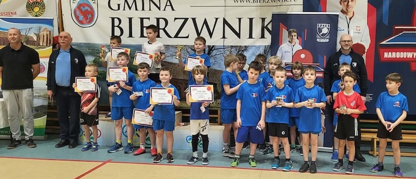 Tenis stołowy. Turniej skrzatów w Bierzwniku