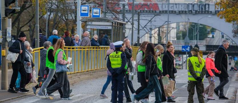Organizacja ruchu przy cmentarzach. Zmiany i apel o ostrożność