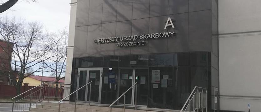 Umów wizytę w urzędzie skarbowym. Wystarczą cztery kroki