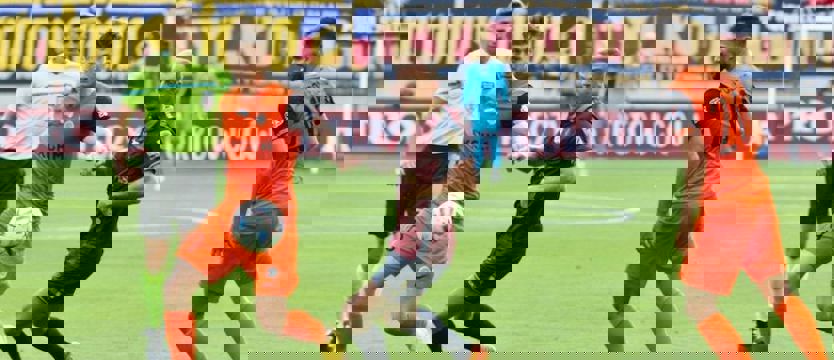 Piłka nożna. Pewna wygrana Pogoni i gol jubilata