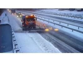Śnieżyca i trudne warunki na drogach Szczecina i regionu