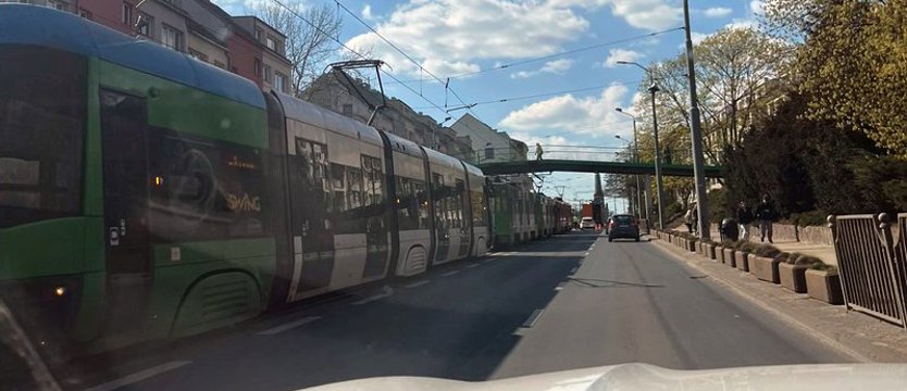 Stały tramwaje na ul. Wyszyńskiego