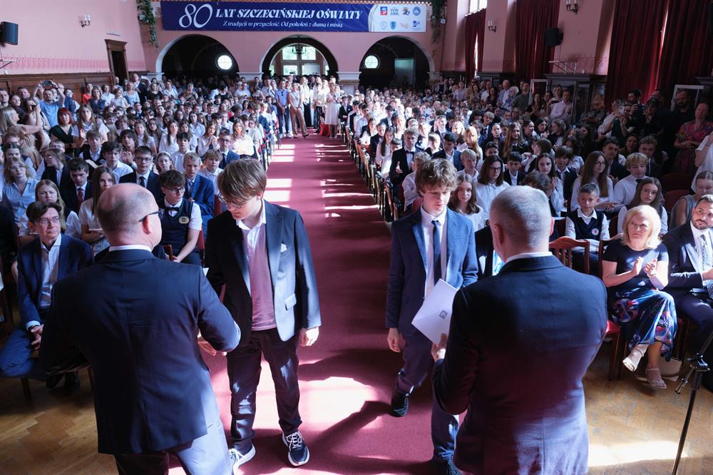 Nagrody Prezydenta Miasta Szczecin dla najlepszych uczniów