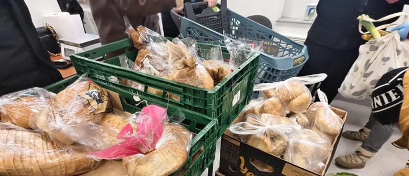 Pomoc żywnościowa dla mieszkańców Stargardu. Trzeba mieć skierowanie z MOPS