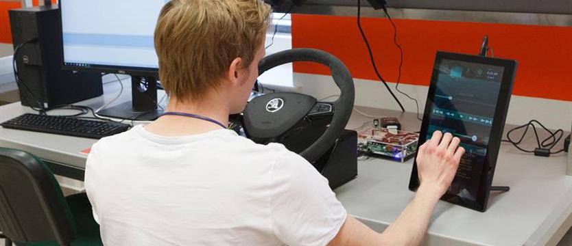 Pracodawcy w branży IT przewidują podwyżki, ale...