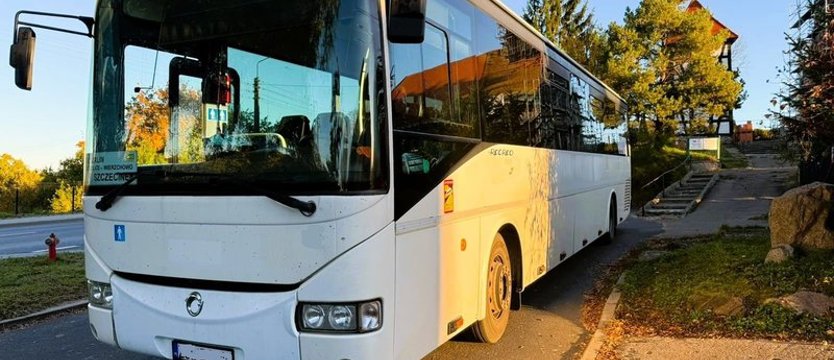 Pijany kierowca autobusu międzymiastowego wiózł pasażerów