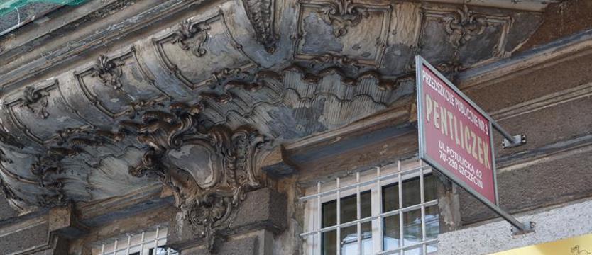 Będzie bezpieczniej przy przedszkolu. Jest przetarg na remont elewacji