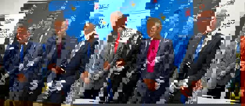 Umowa Świnoujścia z Gaz-Systemem. Tymczasowe ułatwienia w dostępie do plaży i zabytków