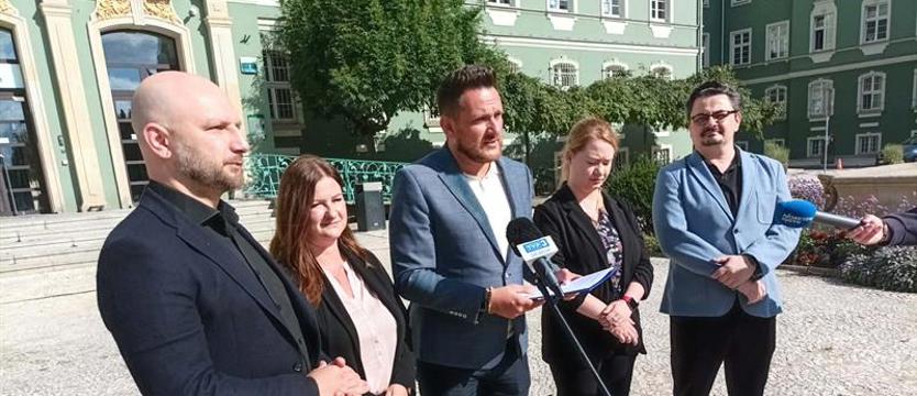 Spór Krzystek — Romianowski wciąż trwa. Prezydent złoży zażalenie, PiS apeluje w sprawie pieniędzy