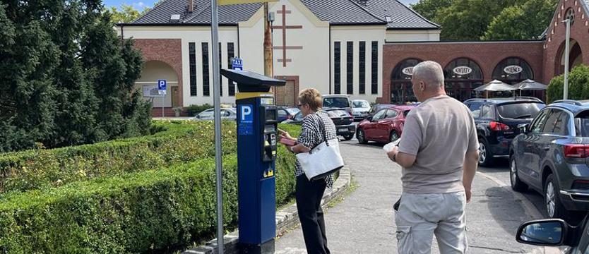 Przy Cmentarzu Centralnym też płatny postój