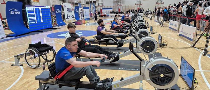 Ergometr Wioślarski. 9 medali Startu Szczecin