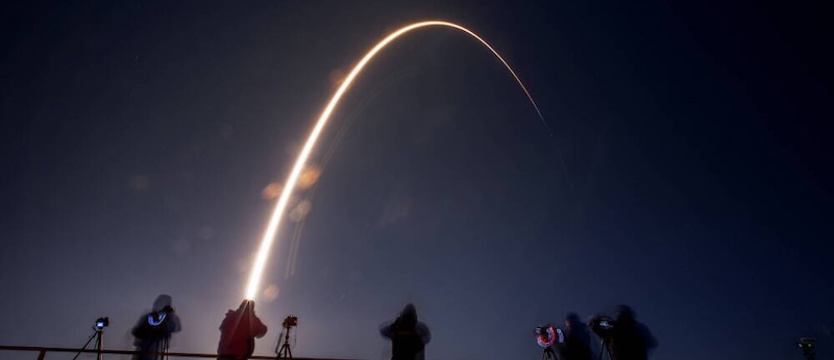 Polska Agencja Kosmiczna: niekontrolowane wejście w atmosferę szczątków FALCON 9 nad terytorium Polski