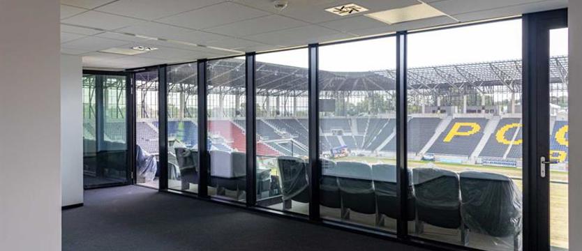 Stadion Miejski w Szczecinie z poślizgiem. Kiedy zakończy się budowa?