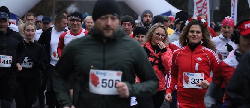Szczeciński Bieg Niepodległości. 850 sportowców w deszczu