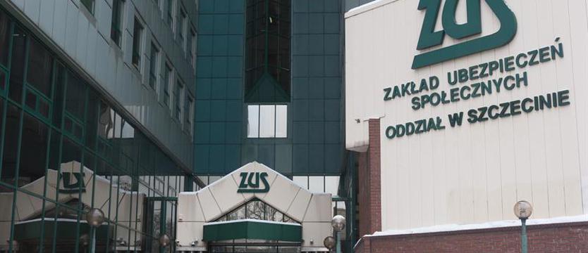 Dorabiasz do świadczenia przedemerytalnego? Poinformuj ZUS o przychodach