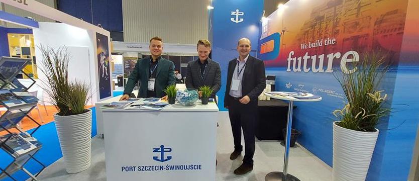 Spółki portowe na targach w Warszawie