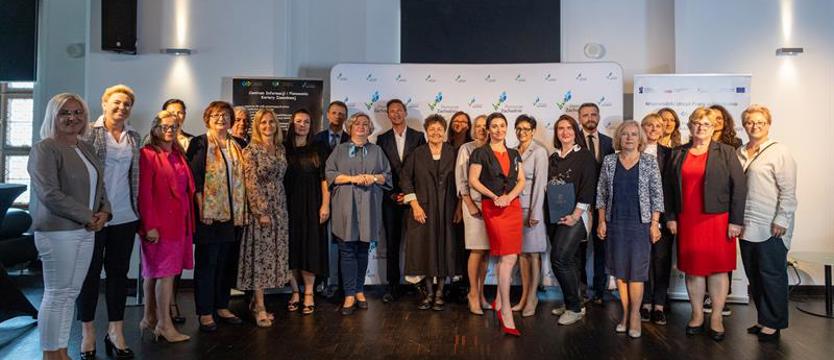 Umowy podpisane. Wsparcie dla Ukraińców