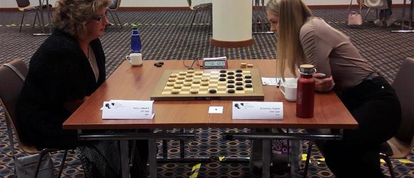 Warcaby. Sadowska liderką w MŚ!