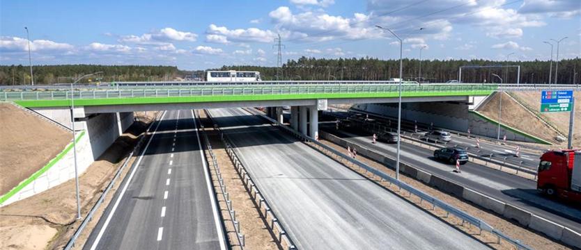 Nowy wiadukt otwarty na węźle drogowym Szczecin Kijewo