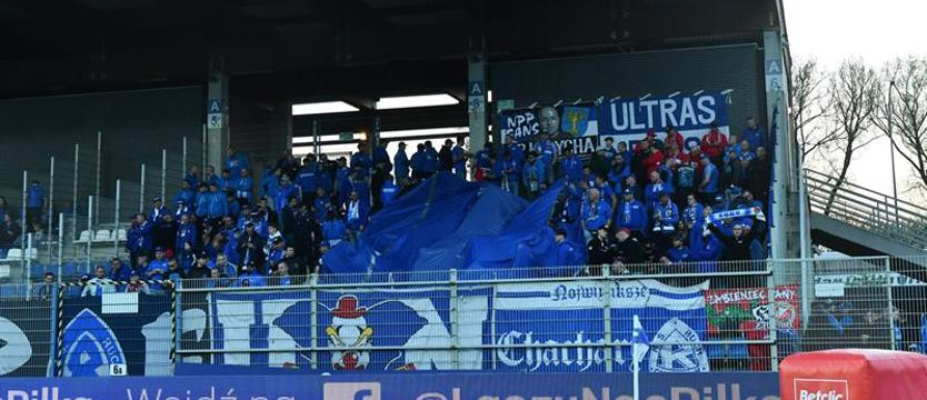 Piłka nożna. Dramatyczny mecz Kotwicy