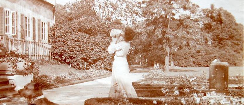 Z „Kurierem Szczecińskim” – od początku. Czas Elizabeth w Dobrej