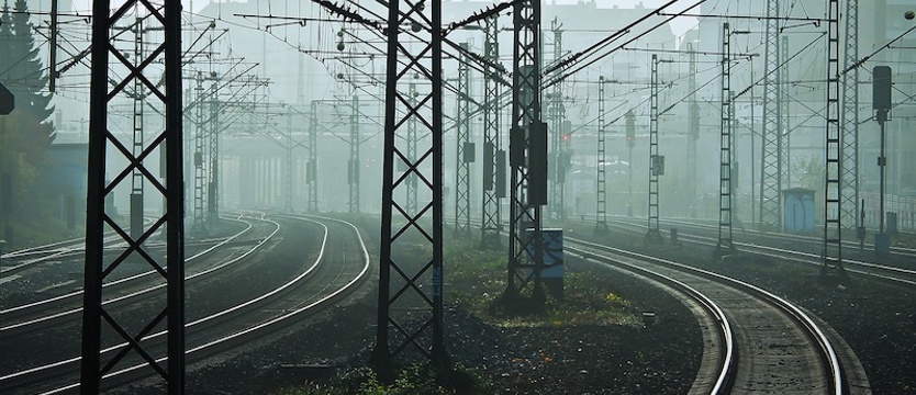 Dywersja na torach. Trwa poszukiwanie sprawców odpalenia ładunku wybuchowego