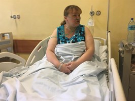 Szczecińscy lekarze uratowali nogę Ukrainki. Przez odłamek pocisku groziła jej amputacja