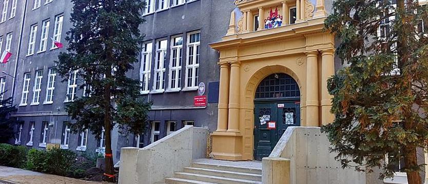 Kapsuła czasu w wieżyczce ZS nr 1 w Stargardzie