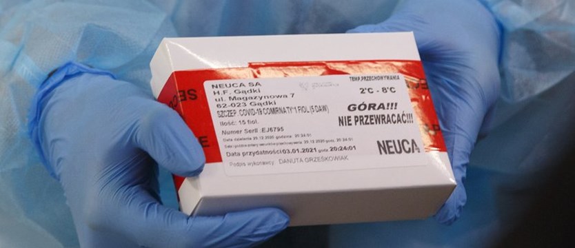 Ok. 180 tys. dawek szczepionki od firmy Pfizer dotrze do Polski w poniedziałek