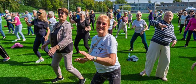 Rekordowy trening pod gołym niebem. Tydzień Inicjatyw Senioralnych w Szczecinie