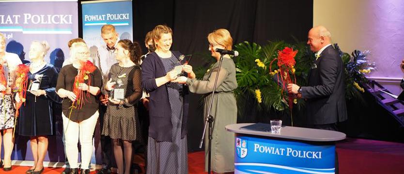  „Razem możemy więcej”.  Powiat policki wyróżnił społeczników