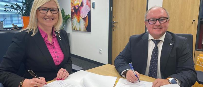 ZUT otrzymał 2 mln 650 tys. zł. Budynek uczelni będzie bardziej dostępny