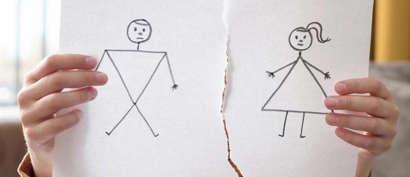 Dwa miliony dolarów za okaleczenie w dzieciństwie