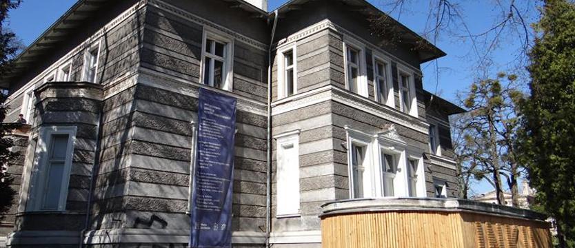 Pocztówka z wakacji – kadry z historii. Sekretne spotkanie z...