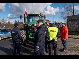 Rolnicy protestują. Nie chcą dostawać "ochłapów"