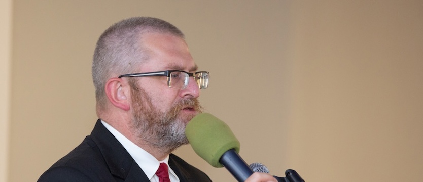 Komisja prawna PE za uchyleniem immunitetu Grzegorzowi Braunowi