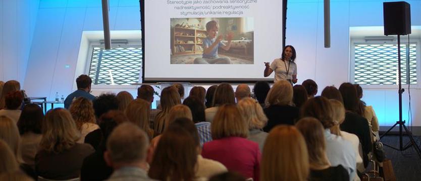 Bez uproszczeń i bez społecznych „filtrów”. W Szczecinie o neuroróżnorodności