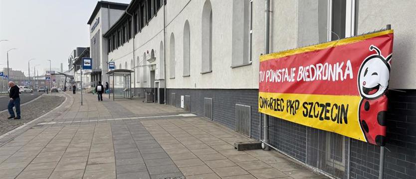 Biedronka powstaje na dworcu PKP Szczecin Główny