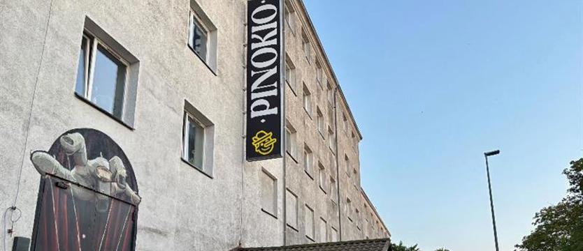 A jednak się nie zamyka. Pinokio zaczyna nowy rozdział