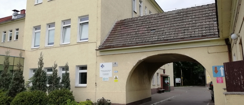 Upił się, ale nie operował. Pijany chirurg z Goleniowa zostaje w pracy!