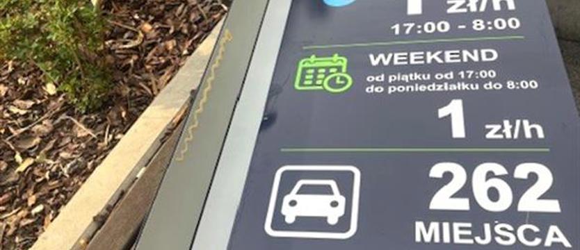 Miały wskazywać parking w śródmieściu Szczecina. Jeden nie przetrwał weekendu
