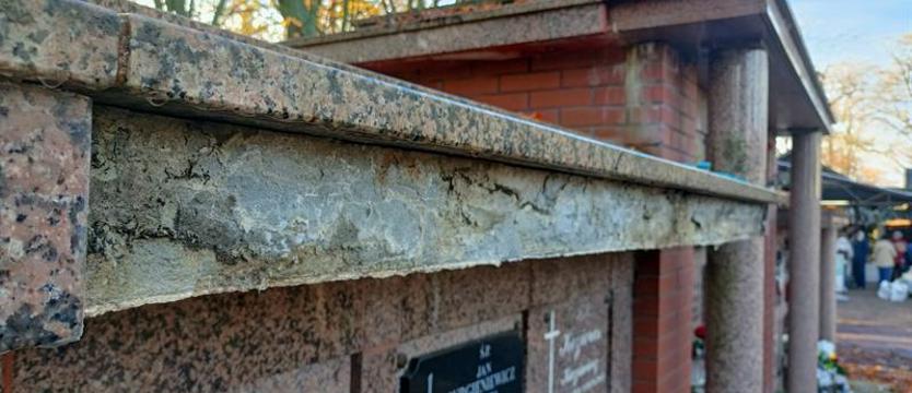 Szacunek dla miejsc spoczynku, czyli...łatanie kolumbarium