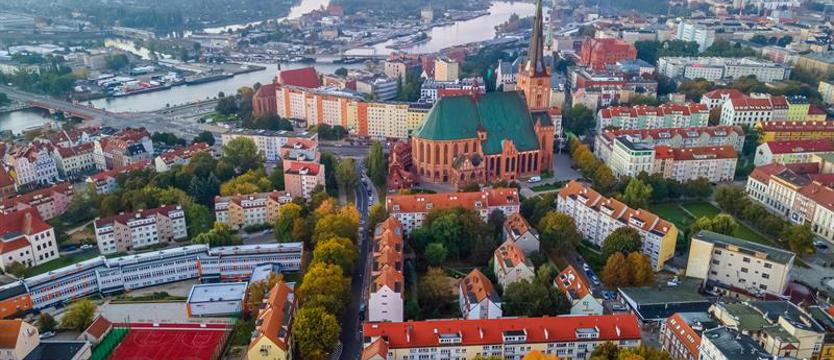 Bo trzeba oszczędzać. PiS: to pozory!