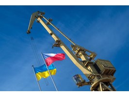 Stocznia pomaga pracownikom i nie tylko. Ukraińska flaga w „Gryfii”