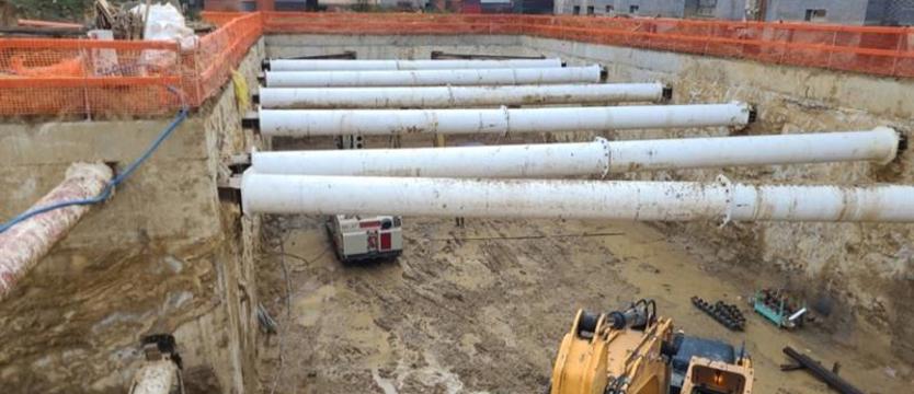 Przebudowa w kwartale z wielką dziurą