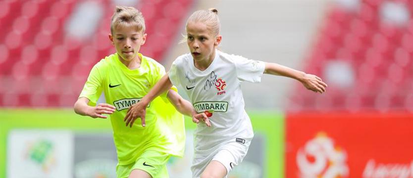 Piłka nożna. „Z Podwórka na Stadion o Puchar Tymbarku” - zapisy tylko do niedzieli!