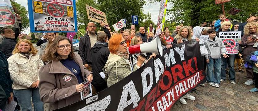 Bój o bazę paliw w Podjuchach trwa. Miasto odpowiada po decyzji SKO