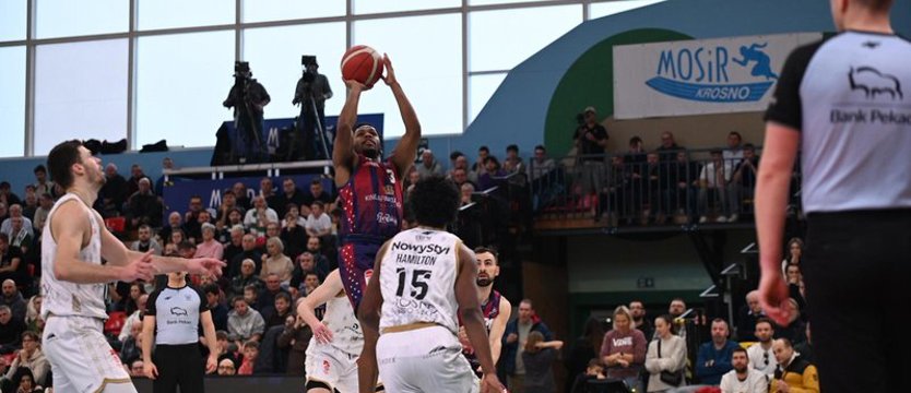 Koszykówka. King zwyciężył w Krośnie